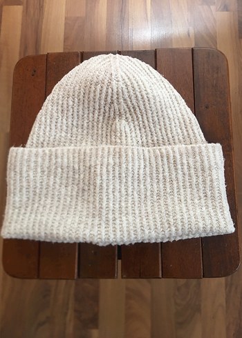 Yumuşak şekil alabilen geniş yünlü bere - Görsel 2