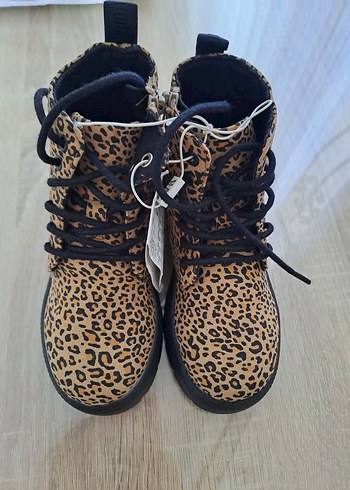 Zara Zara Leopar Desenli Bot