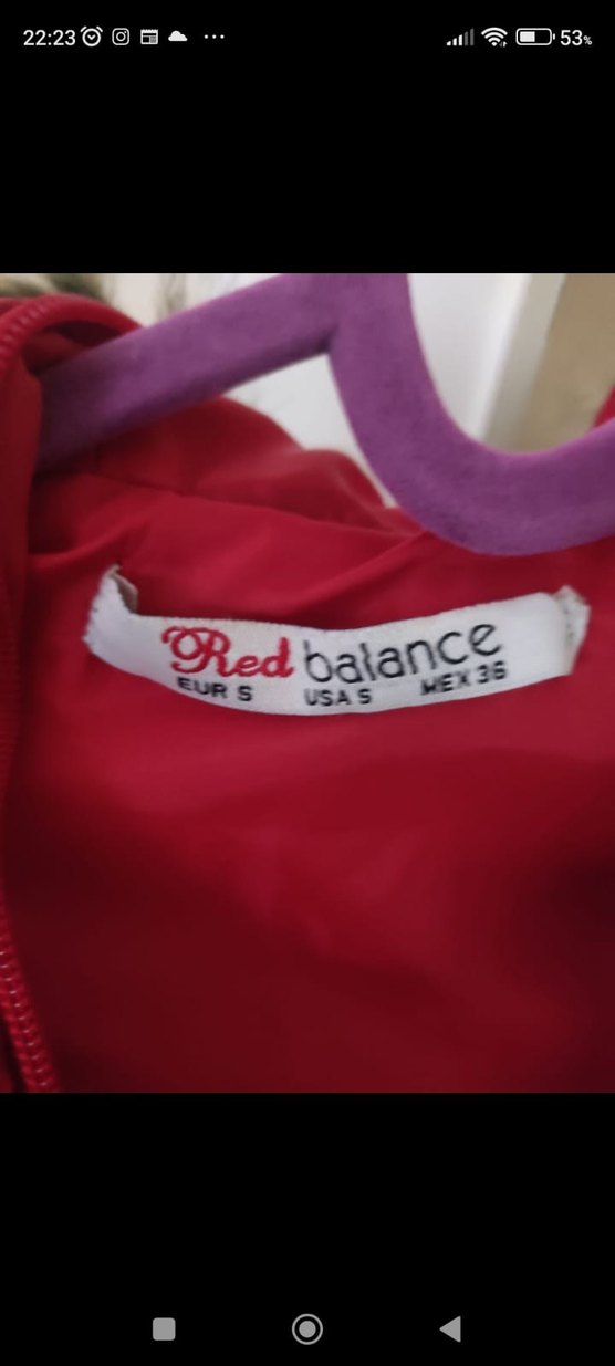 Kürk Detaylı Kırmızı Kadın Kısa Kaban - Görsel 2