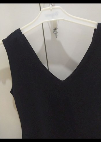 Siyah V Yaka Kolsuz Günlük Elbise ve kot elbise - Görsel 3