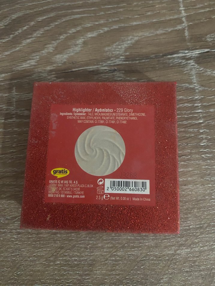 Parlak Bordo Makyaj Süngeri Starry Shine - Görsel 2