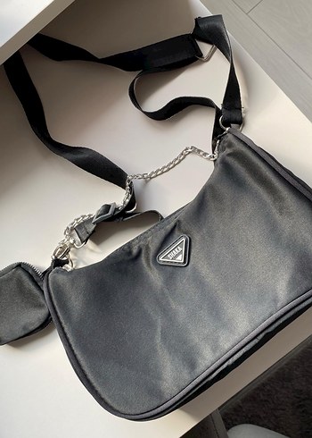 Zincir Detaylı Siyah Kadın Çanta - Görsel 4