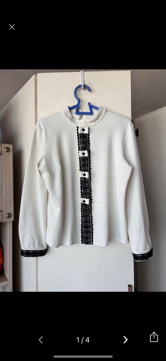 Düğmeli Beyaz Kadın Triko Bluz - Görsel 2