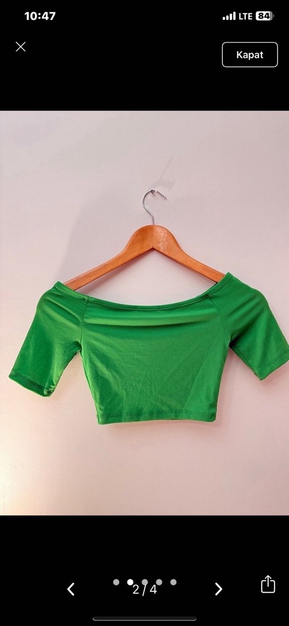 Yeşil Mini Crop Top, Kayık Yaka, Kısa Kollu - Görsel 2
