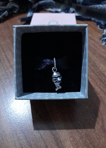 Mavi Balık Charm