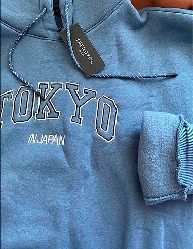 Mavi sweatshirt