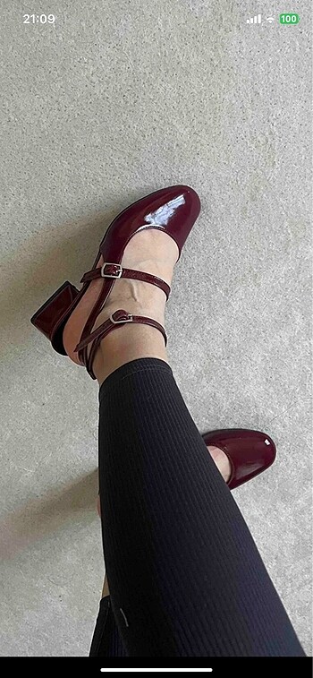 Zara Mary Jane Bordo Rugan Ayakkabı
