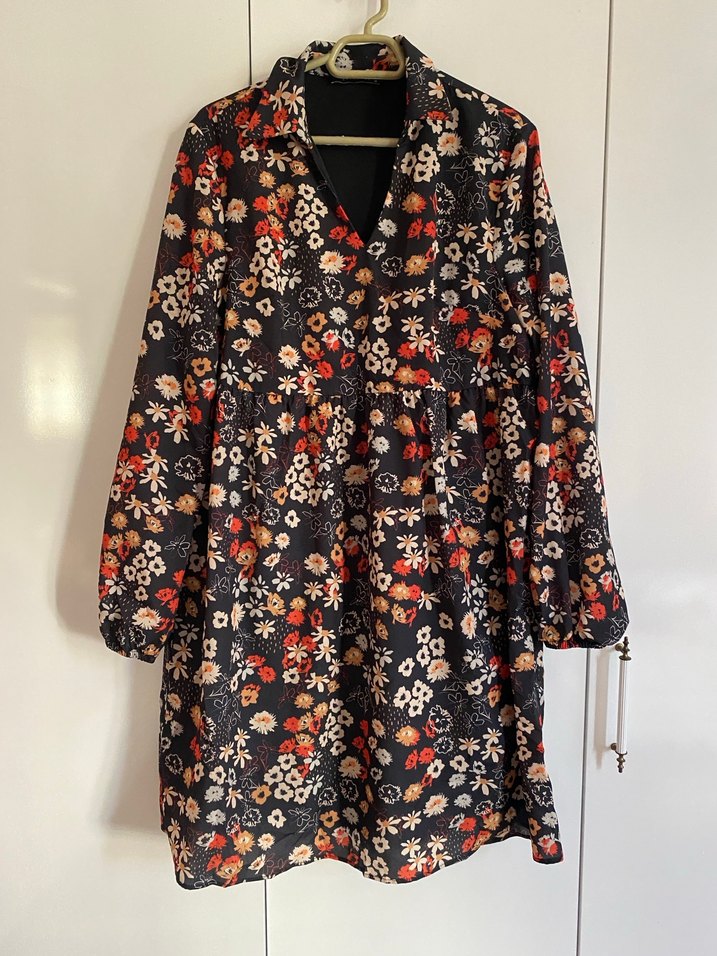 Çiçekli Kadın Elbise - Görsel 2