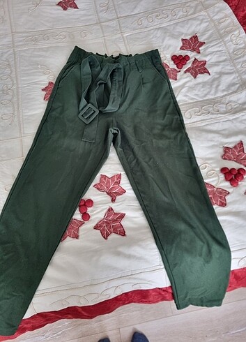 LC Waikiki Haki yeşil havuç pantolon 