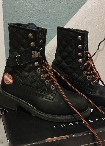 36 Beden siyah Renk Harley Davidson bot