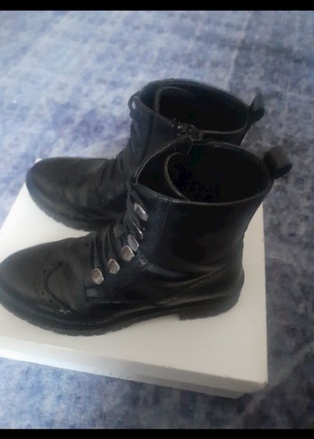 Siyah Deri Gotik Kadın Botları Tokalı - Görsel 2