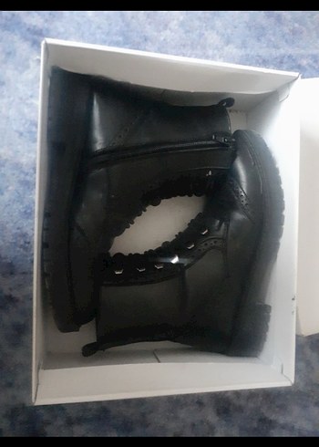 Siyah Deri Gotik Kadın Botları Tokalı - Görsel 3