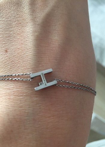 Sarı Zincir Detaylı Kadın El Zinciri - Görsel 2