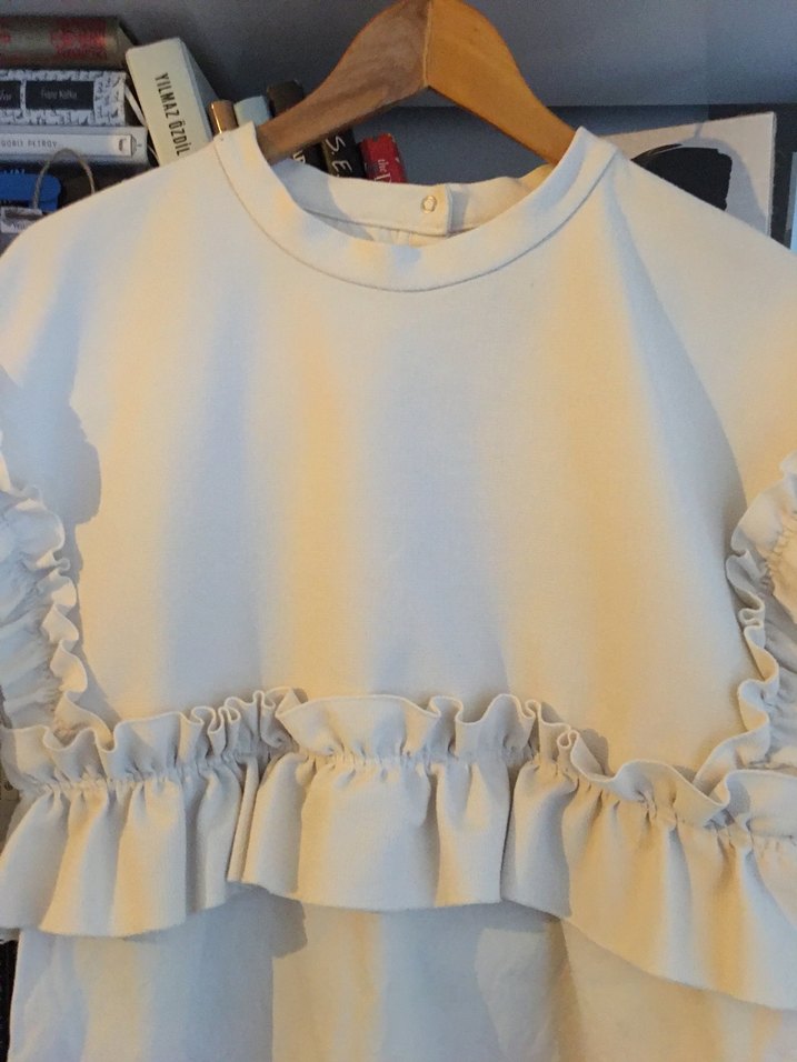 Beyaz Keten Kız Bluzu, Fırfırlı, Uzun Kollu - Görsel 3