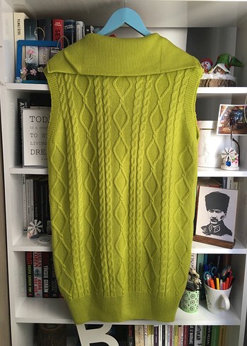 Yünlü Kolsuz Yüksek Yaka Kadın Kazak - Görsel 5