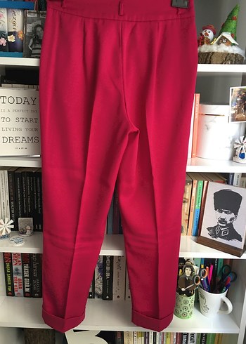 Kadın Pembe Piliseli Midi Kumaş Pantolon - Görsel 3