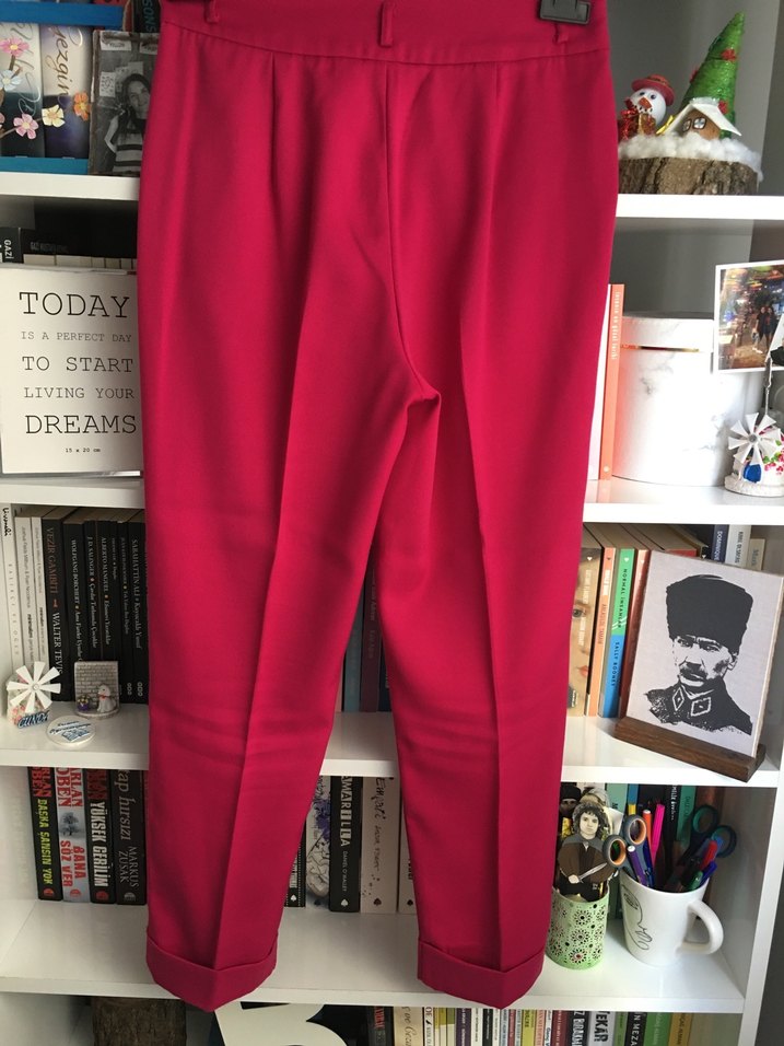 Kadın Pembe Piliseli Midi Kumaş Pantolon - Görsel 3