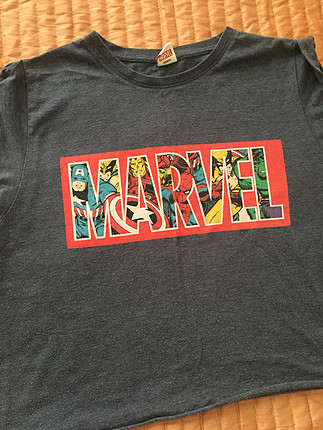 m Beden lacivert Renk Marvel tişörtü 