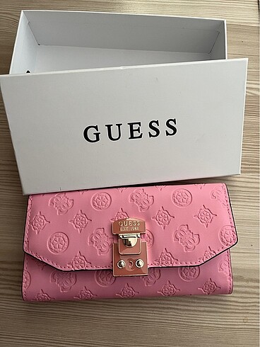  Beden Guess cüzdan