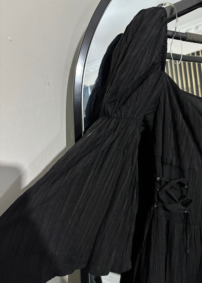 Bağcıklı müslin elbise - Görsel 4