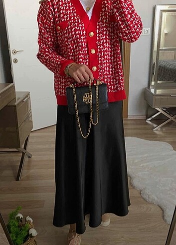 m Beden kırmızı Renk Kırmızı desenli hırka