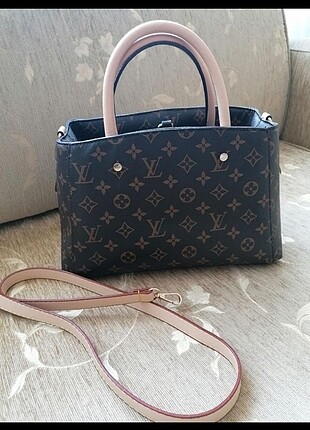 Lv model kol çantası 