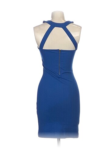 s Beden PreLoved Kısa Elbise %70 İndirimli.