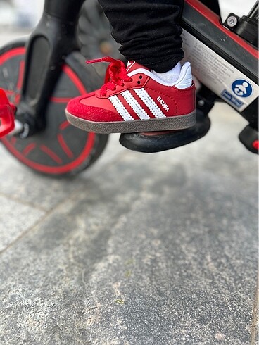 Adidas Bebek Ayakkabısı