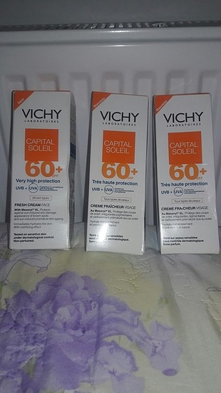 VICHY 60+