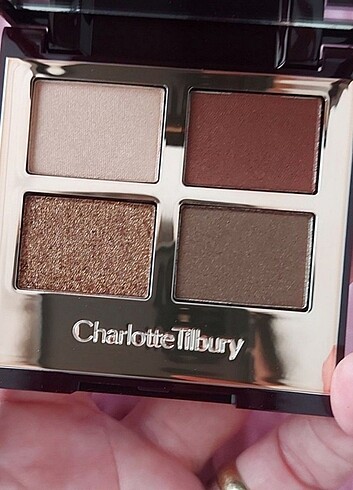 Charlotte Tilbury The Bella Sofia Luxury Palette 1 adet