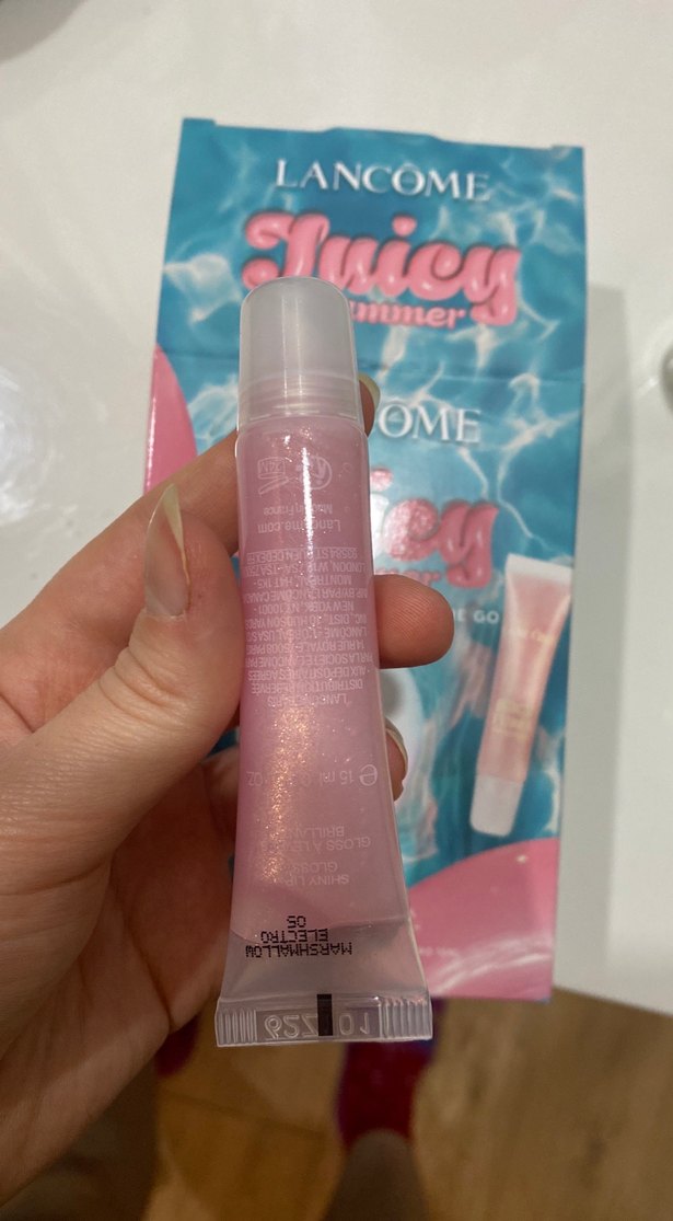 Lancôme Juicy Summer Pembe Dudak Parlatıcısı - Görsel 2