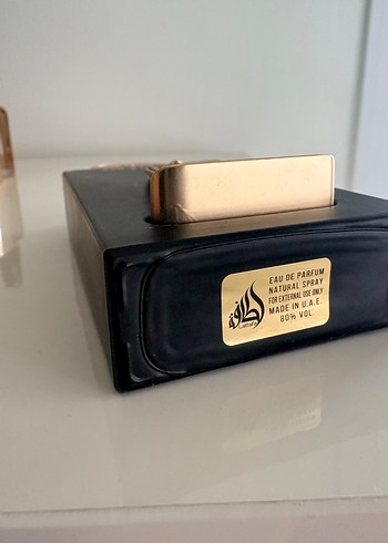 Altın Renk Parfüm - Art of Arabia III - Görsel 2