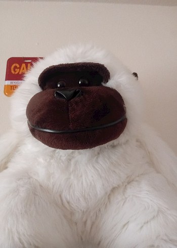 Beyaz ve gri peluş oyuncak goril - Görsel 2