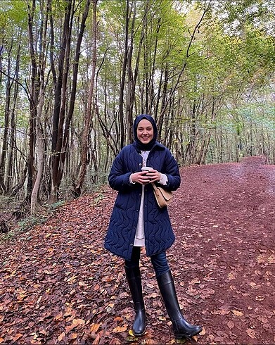 VESNA CEKET