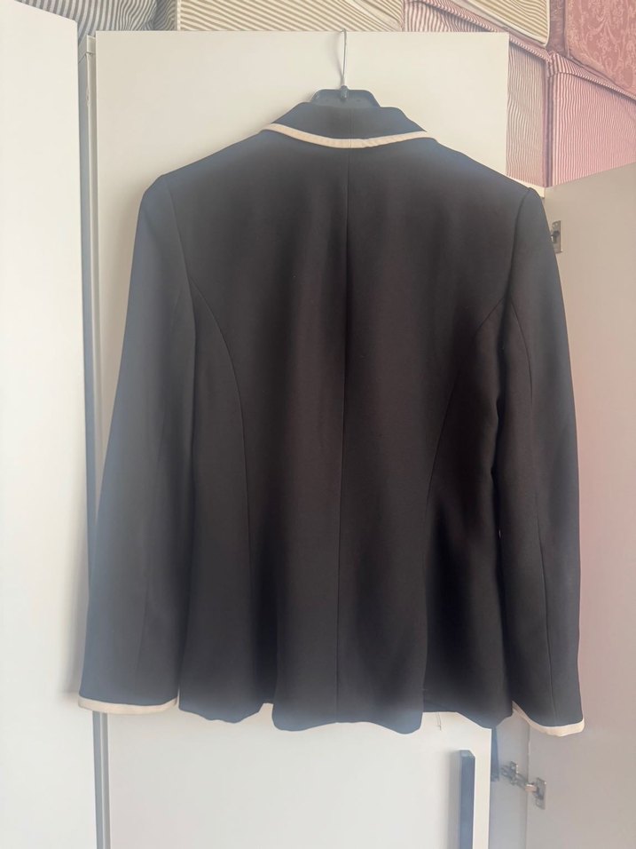 Siyah Düğmeli Kadın Blazer Ceket - Görsel 2