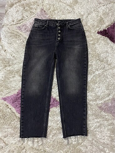 Mom jeans