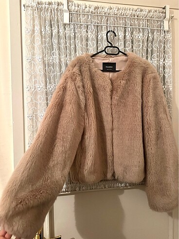 Pull and bear kürklü ceket