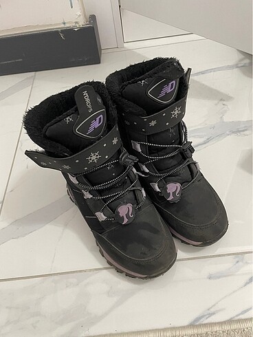 Kız çocuk bot - Görsel 3