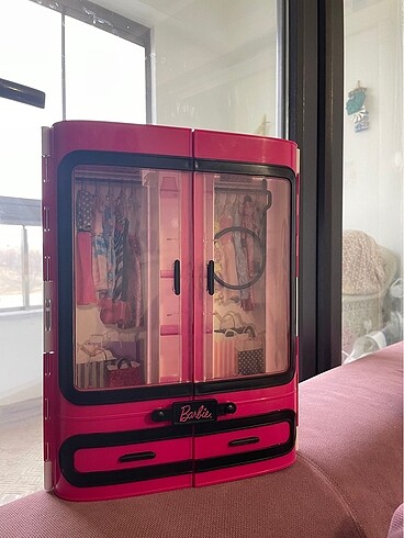 Barbienin gardrobu - Görsel 2