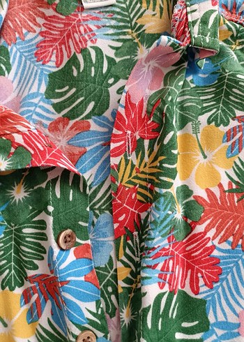 Renkli Çiçek Desenli Kısa Kollu  Gömlek - Görsel 2