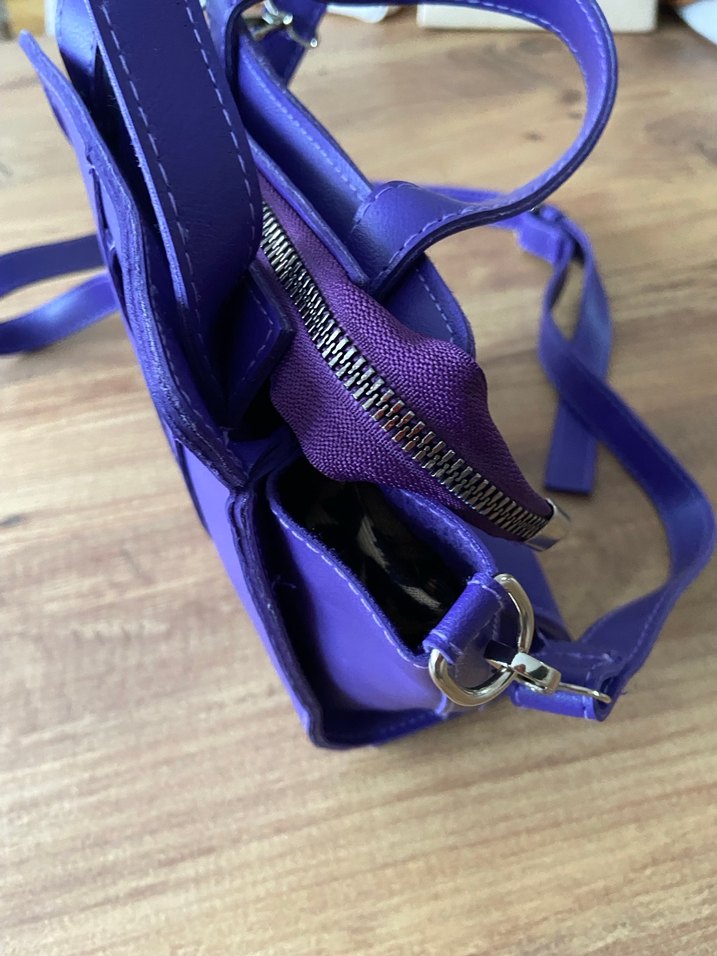 Mor Deri Kadın Çantası - Görsel 2