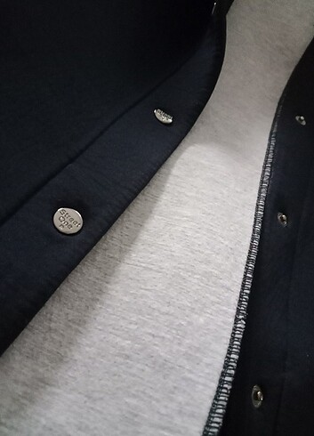 Kapşonlu harika mont - Görsel 5