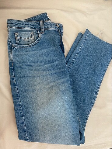 Cross jean