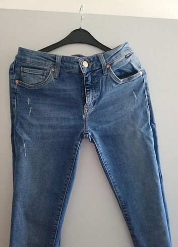 28 Beden Mavi jean