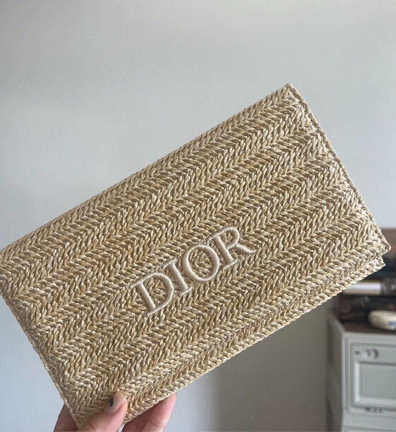 Dior El Cantası — görsel 2/5
