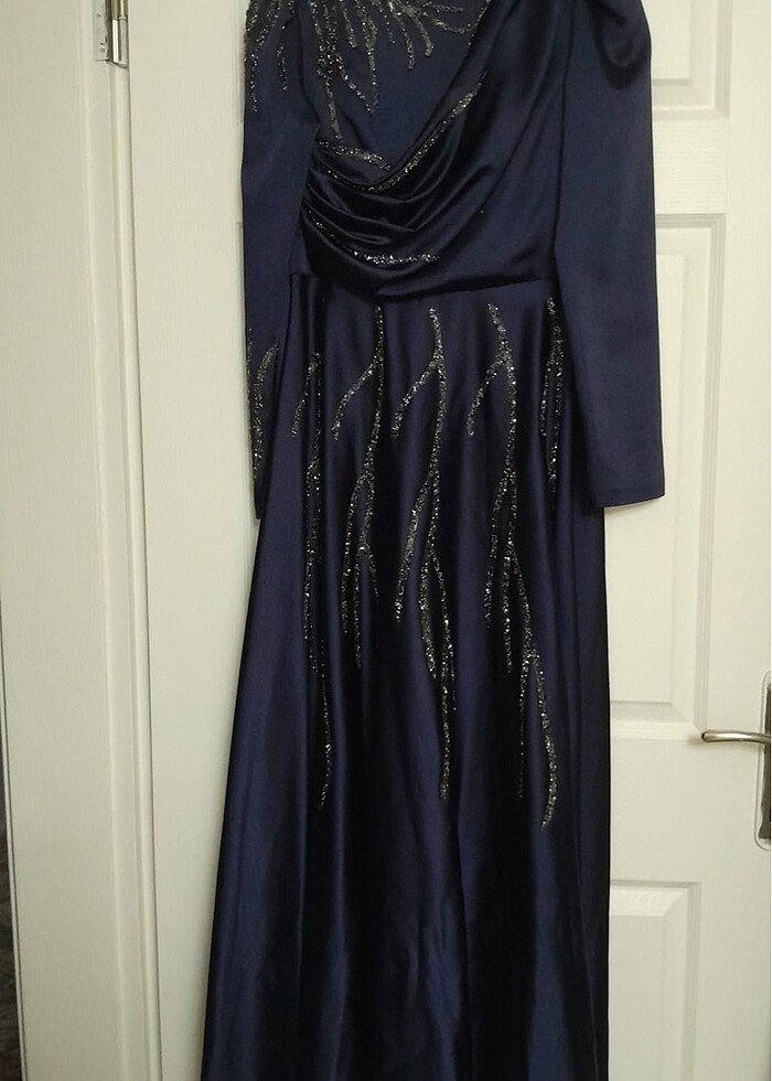 Saten tesettür abiye - Görsel 2