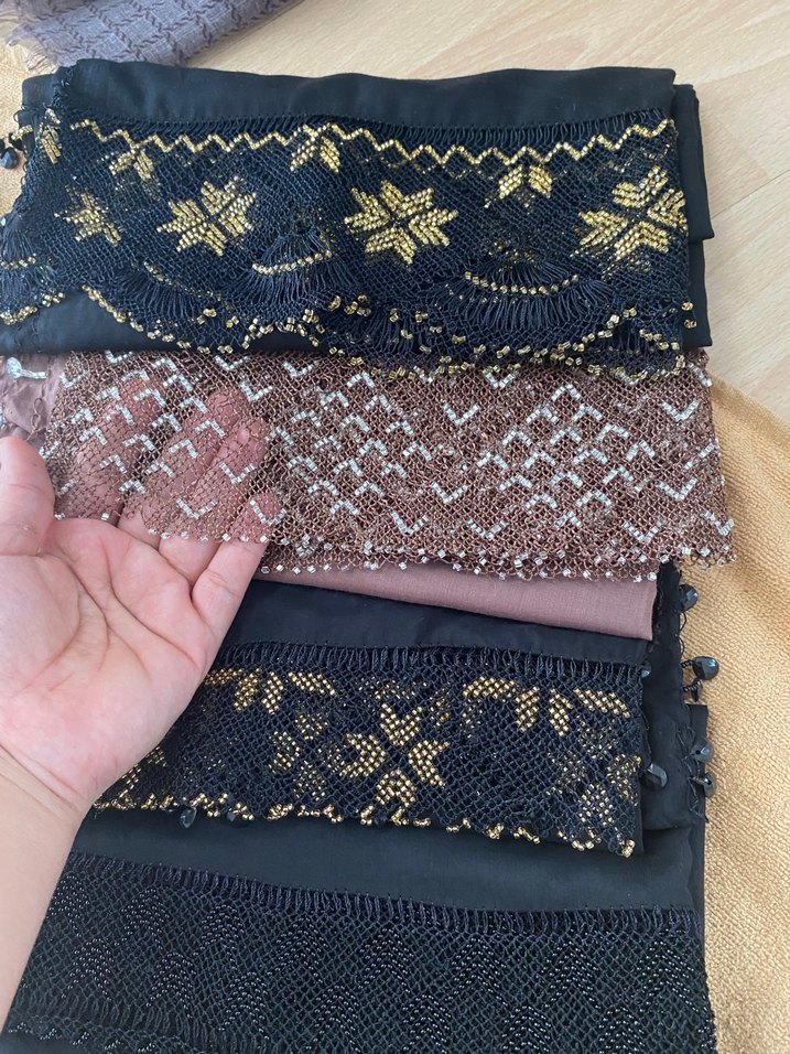 Dantel Detaylı Çok Renkli Kadın Şalları - Görsel 3