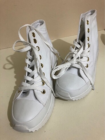Butigo beyaz converse