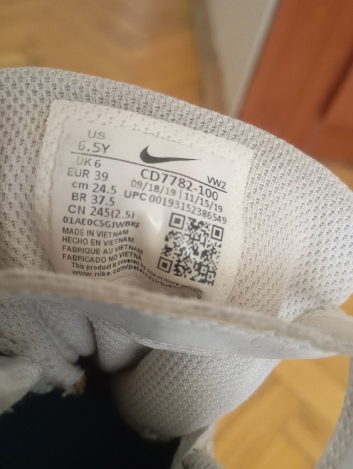 Nike orjinal spor ayakkabı - Görsel 5