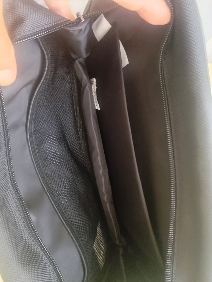 Hugo boss parfüm çantası organizer - Görsel 3